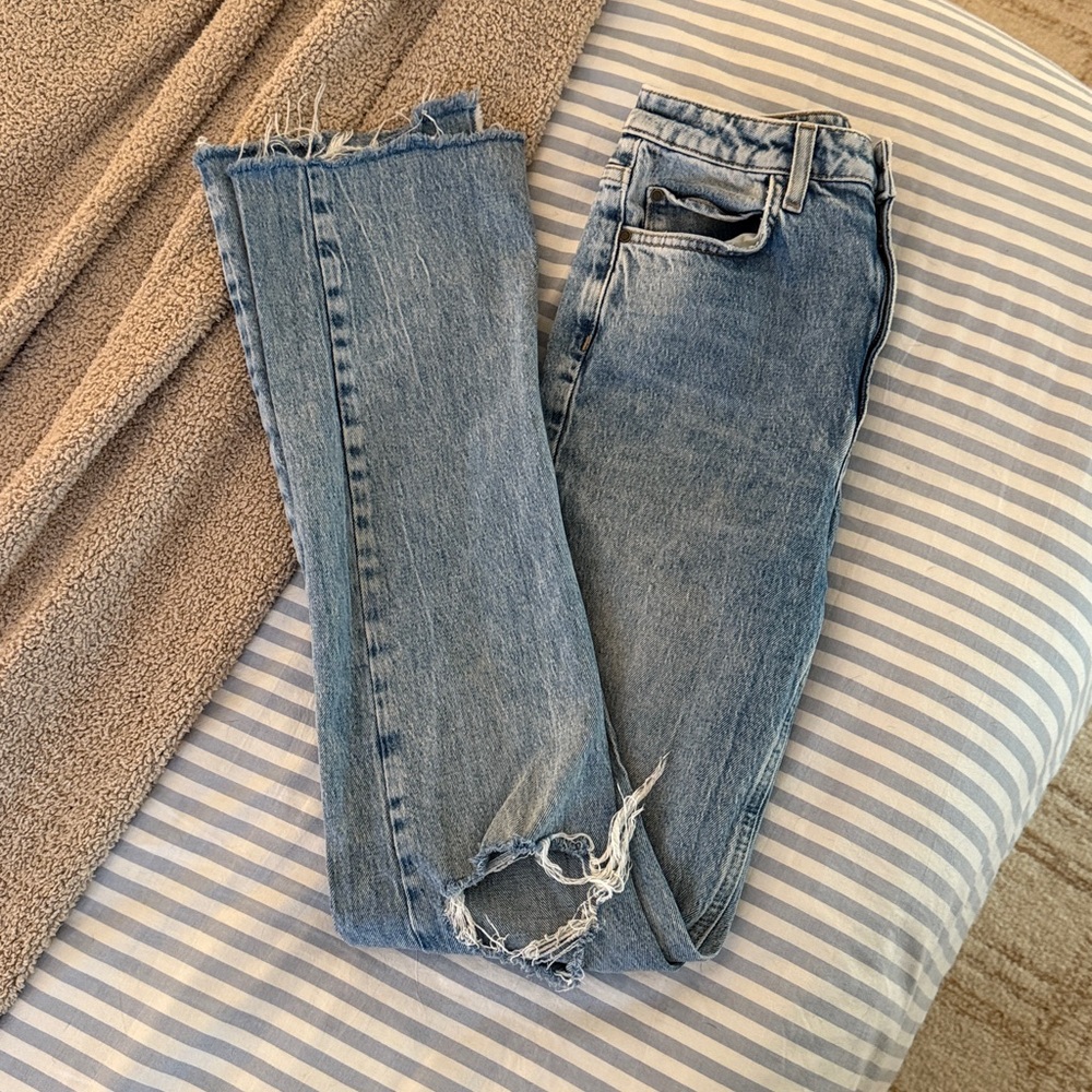 Zara High Waisted Straight Leg Jeans - Picture 3 of 6